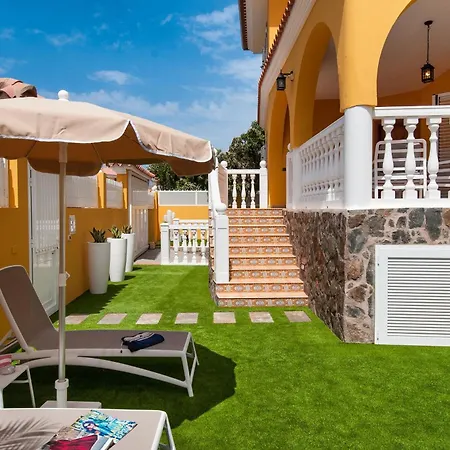 Villa Comoda Sonnenland Spacious Luxury Private Heated Pool Stunning Terrace Views Perfect Family Getaway Las Palmas de Gran Canaria