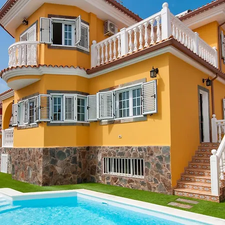 Comoda Sonnenland Spacious Luxury Private Heated Pool Stunning Terrace Views Perfect Family Getaway Villa *