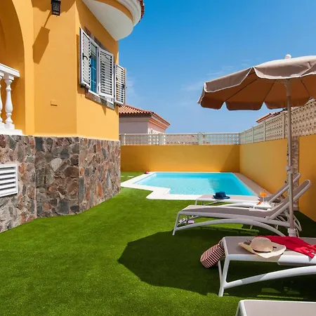 Comoda Sonnenland Spacious Luxury Private Heated Pool Stunning Terrace Views Perfect Family Getaway
