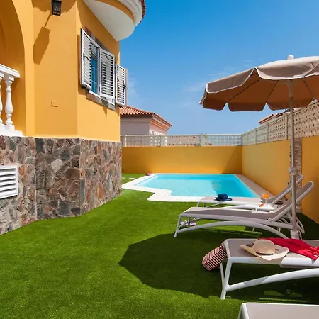Comoda Sonnenland Spacious Luxury Private Heated Pool Stunning Terrace Views Perfect Family Getaway